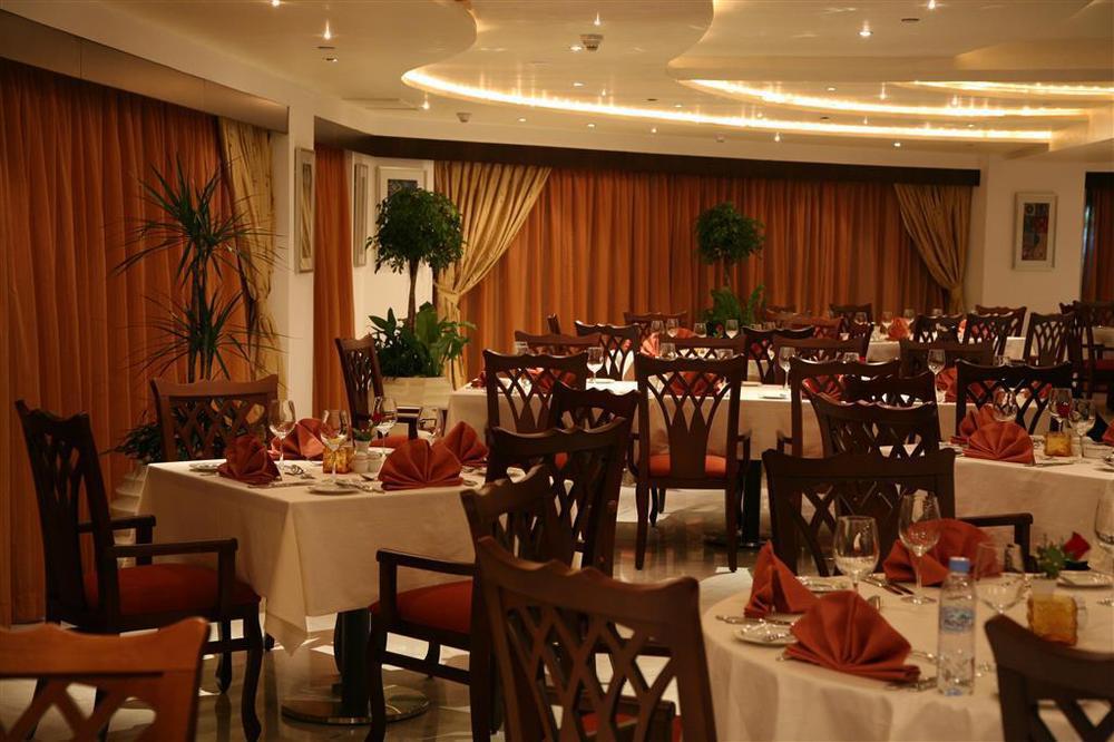 Symphony Hotel Apartments Dubai Restoran fotoğraf