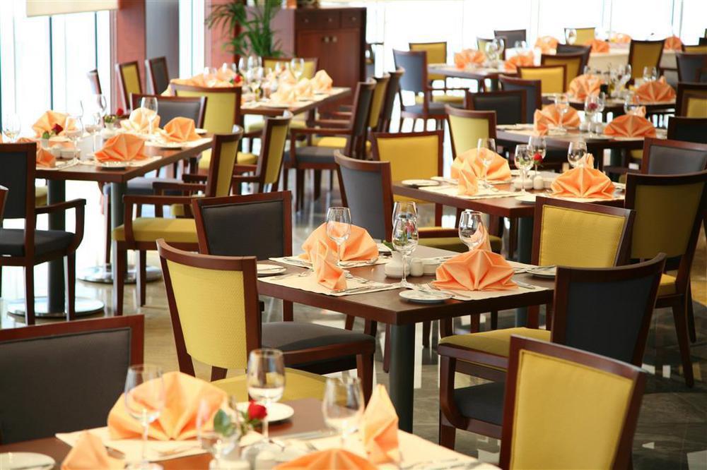 Symphony Hotel Apartments Dubai Restoran fotoğraf
